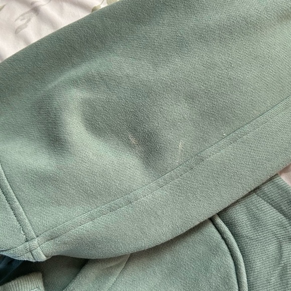 Lululemon Scuba Oversized 1/2 Zip Hoodie - Picture 8 of 8